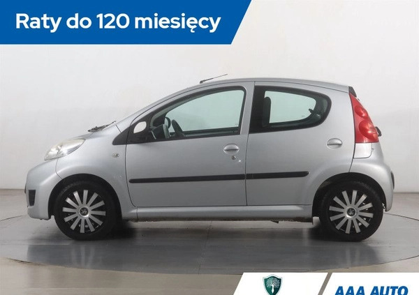 Peugeot 107 cena 15000 przebieg: 147250, rok produkcji 2012 z Drezdenko małe 106